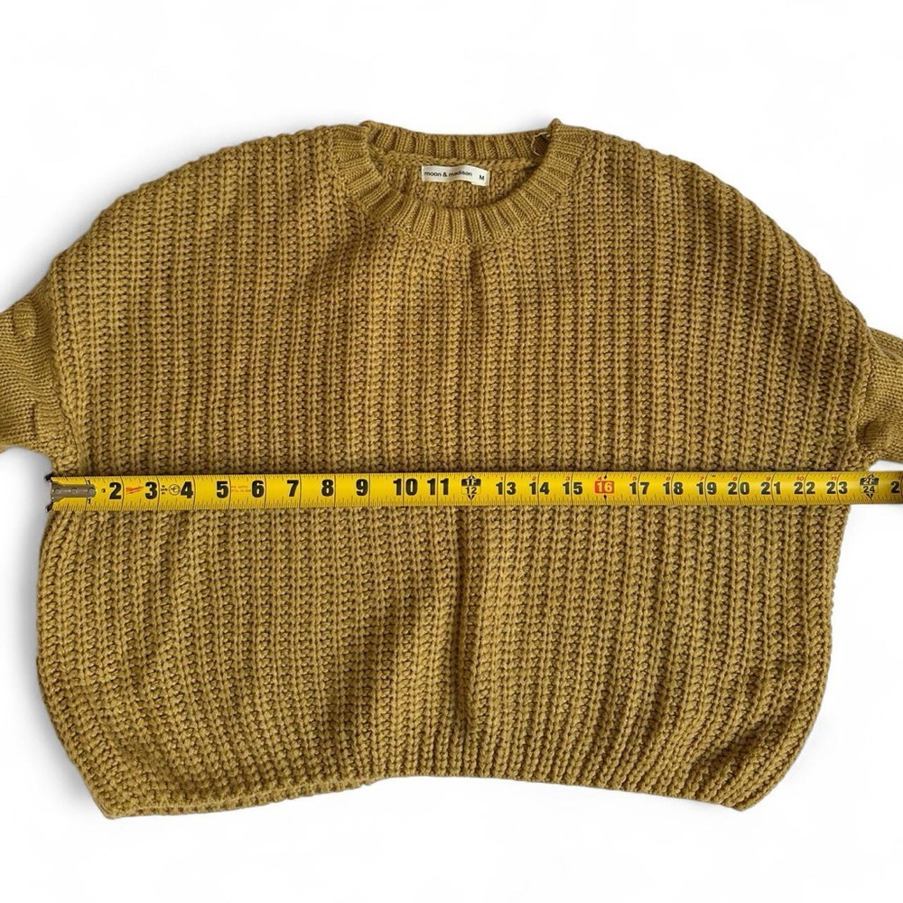 SWEATER BUNDLE - Two Retro 70's Inspired Academia Sweaters - Size Medium - Picture 13 of 15